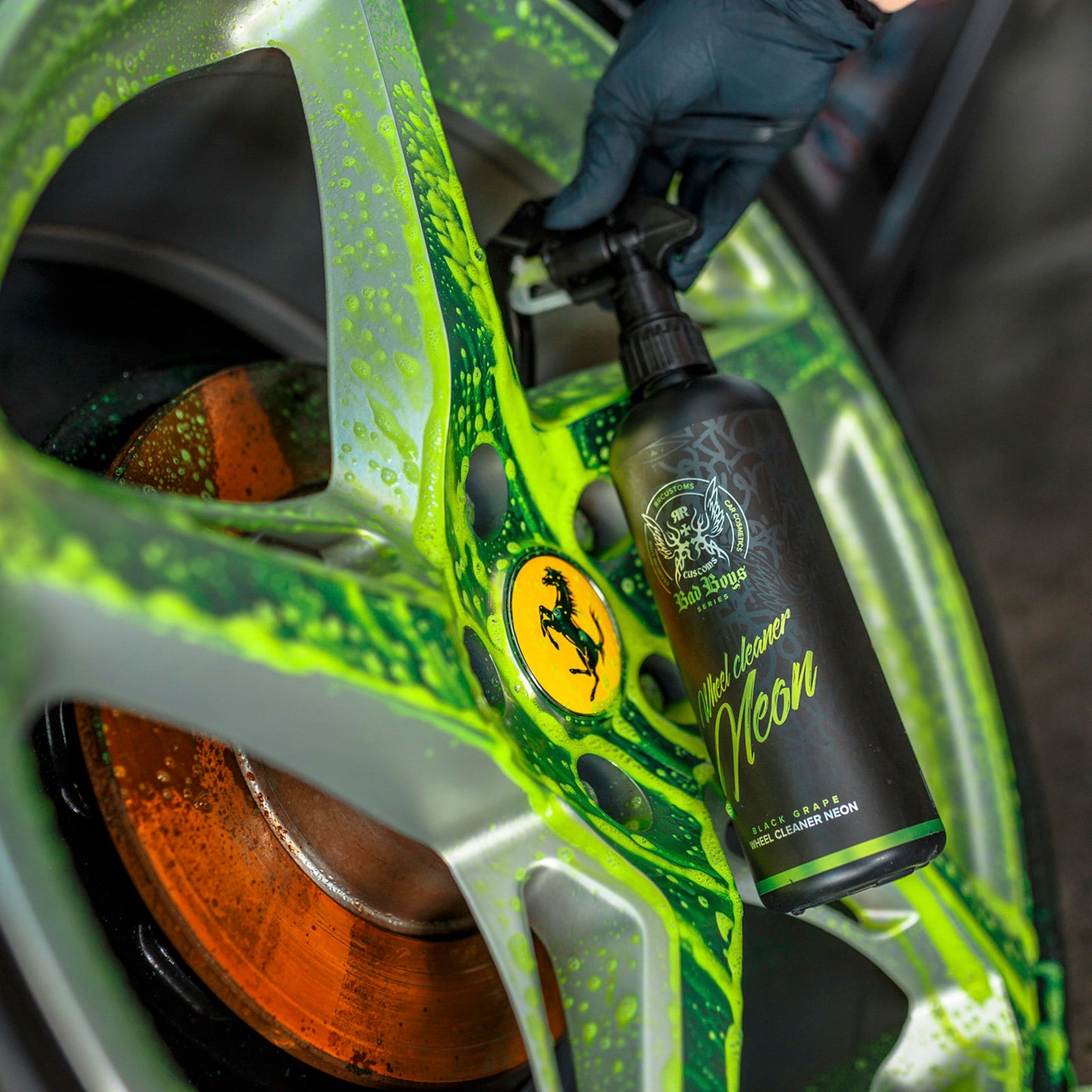 BadBoys Wheel Cleaner Neon